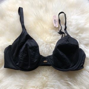 NWT Victoria’s Secret black unlined semi demi bra!